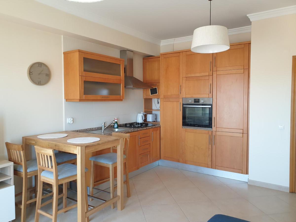 Oura Beach T1 Apartment Coral , Close To The Strip, Swimming Pool, Wi Fi, A/C Albufeira Eksteriør bilde