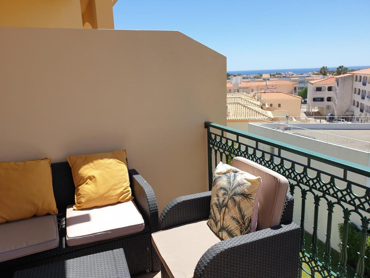 Oura Beach T1 Apartment Coral , Close To The Strip, Swimming Pool, Wi Fi, A/C Albufeira Eksteriør bilde